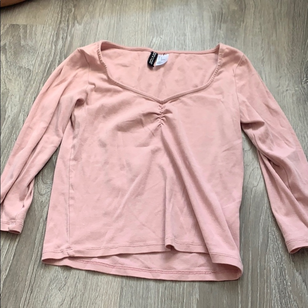 H&M light pink crop top